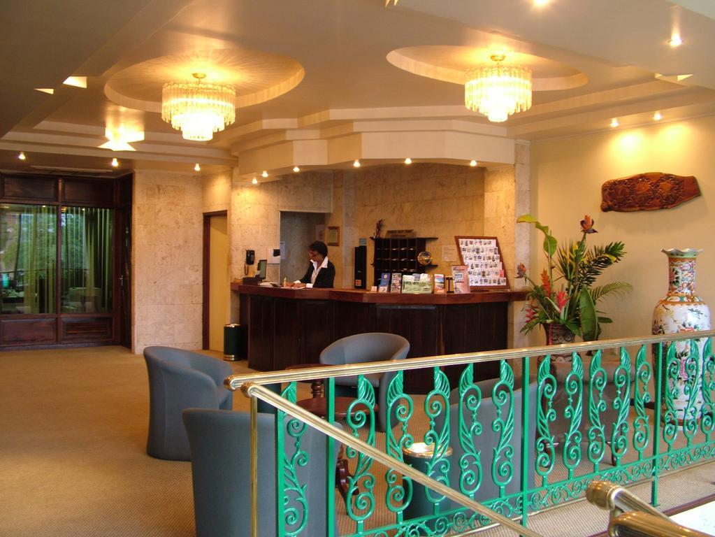 Ambassador Hotel & Casino Paramaribo Bagian luar foto