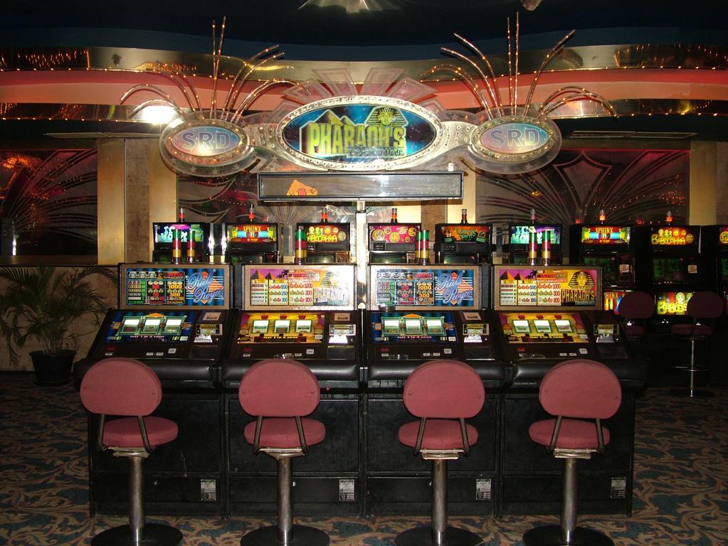 Ambassador Hotel & Casino Paramaribo Bagian luar foto